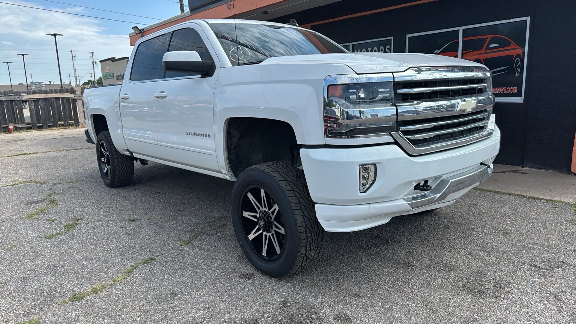chevrolet silverado 1500 2017 3GCUKREC0HG316654 image chevrolet silverado 1500 2017 3GCUKREC0HG316654 image